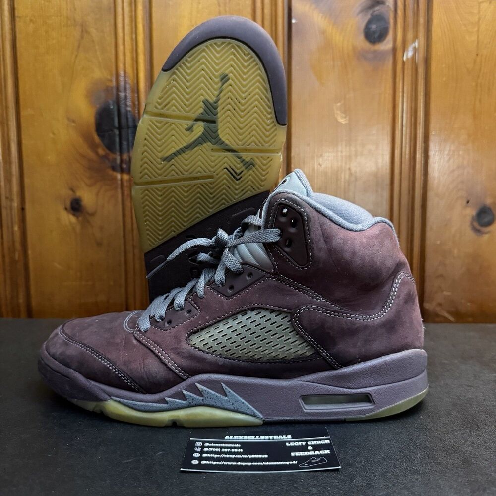 Jordan 5 Retro Burgundy 2023 Size 10.5 Men DZ4131-600 Suede